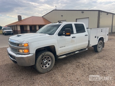 2019 Chevrolet 3500HD 4x4 Crew Cab Utility Truck