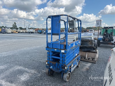 UpRight MX-19 Electric Scissor Lift (Inoperable)
