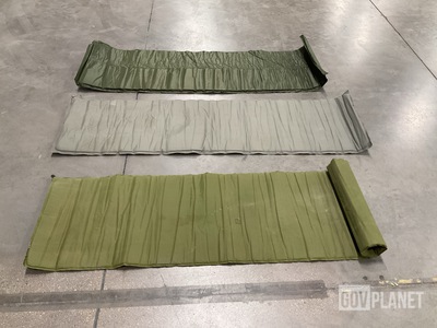 (39) Self-Inflating Sleeping Mats
