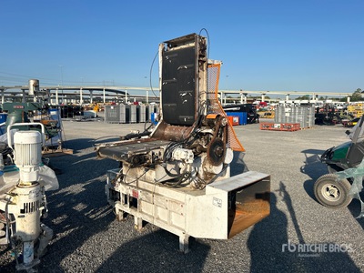 2006 Redfast Skid-Mounted Trituradora
