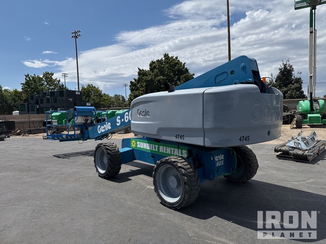 ELEVADOR TELESCóPICO 2014 GENIE 4WD S60X