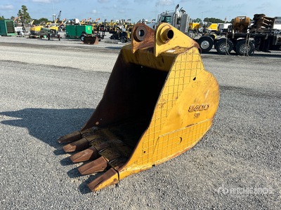 Eaco 48 in Digging Excavator Bucket - Fits Cat 330