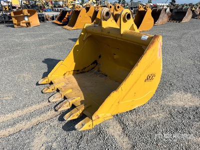 SEC 68 in Digging Excavator Bucket