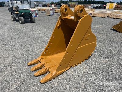 Cat 32 in Digging Excavator Bucket