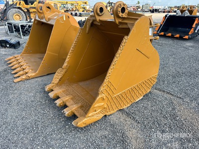48 in Digging Excavator Bucket