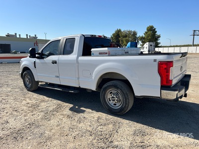 2019 Ford F-250 XL 4x2 Extended Cab Pickup