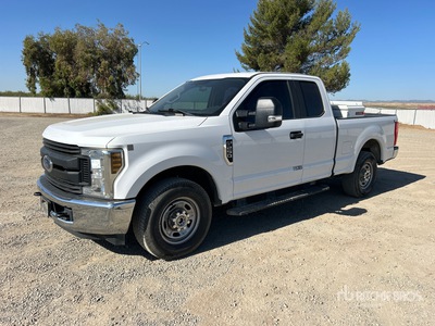 2019 Ford F-250 XL 4x2 Extended Cab Pickup