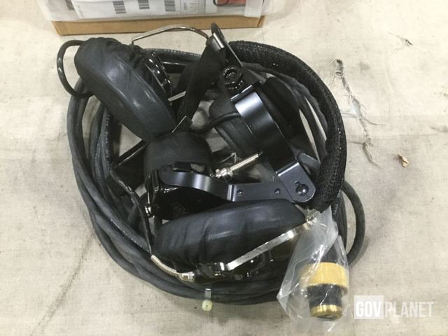 無電池電話H-200/U HEADSET-CHESTSET Dynalec H-200/U Sound Powered Headset-Chest Set NSN:5965-00
