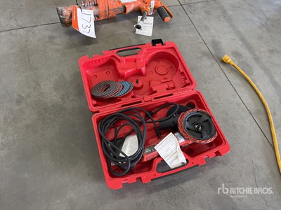 2023 Hilti DGH 130 DLX Electric Rectifieuse à béton