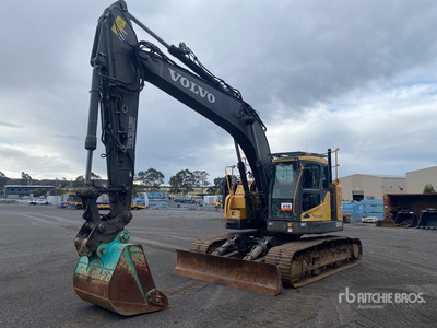 2016 Volvo ECR235 CL Excavatrice sur chenilles