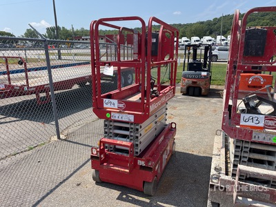 2019 MEC MICRO 19 Electric Scissor Lift