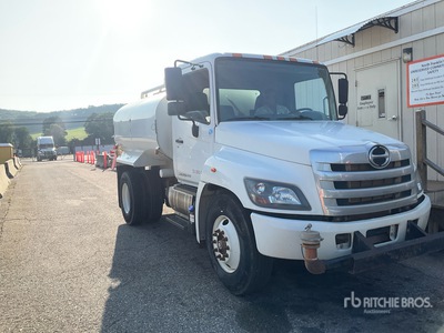 2018 Hino 338 Water Truck