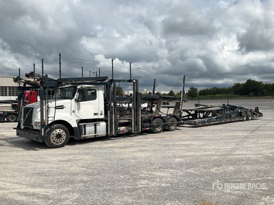 2012 Volvo VAH200 6x4 Camion transporteur de Voitures