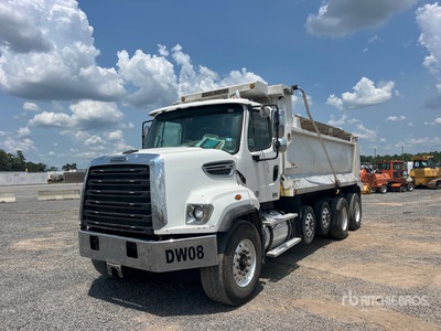 2016 Freightliner 108SD 10x4 Quad/A Dump Truck