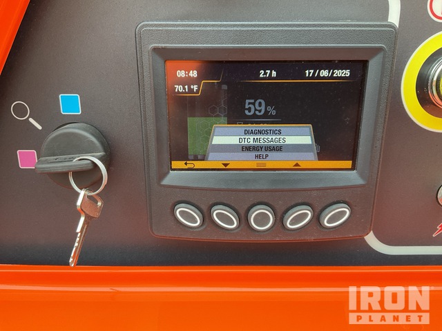 ELEVADOR ARTICULADO 2024 JLG 4WD EC450AJ