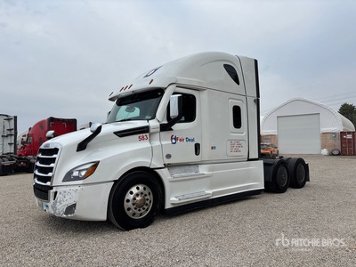 2022 Freightliner Cascadia 126 6x4 T/A Sleeper Truck Tractor