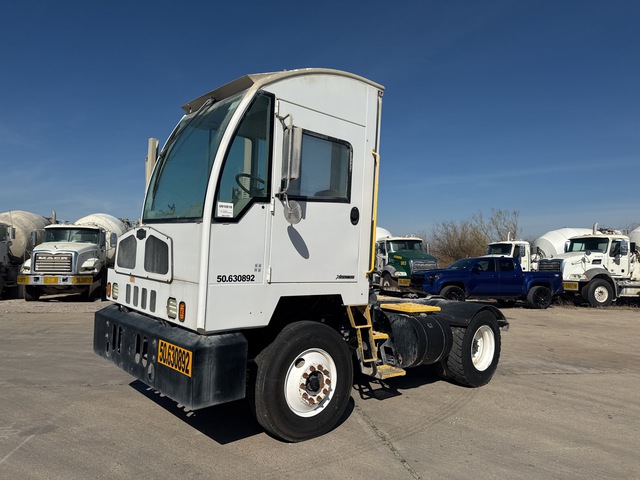 2016 Autocar ACTT42 4x2 Spotter Truck