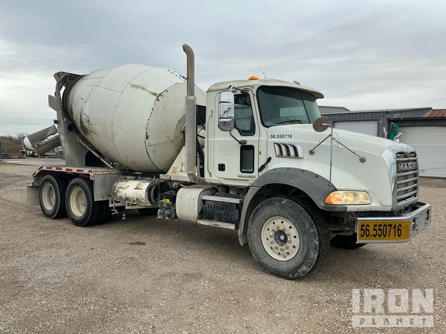 CAMIóN REVOLVEDOR 2015 MACK BECK 10.5 CYD