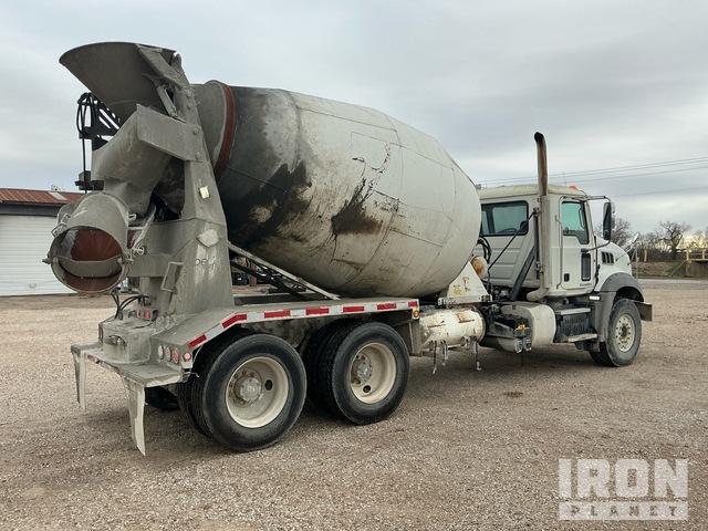 CAMIóN REVOLVEDOR 2015 MACK BECK 10.5 CYD