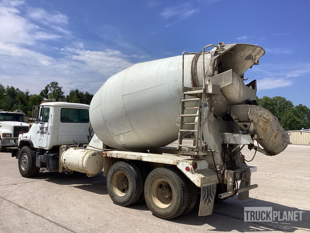 CAMIóN REVOLVEDOR 1999 MACK MCNEILUS 10.5 CYD