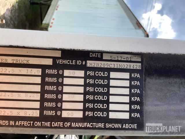 CAMIóN REVOLVEDOR 2001 MACK