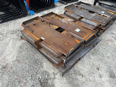 Quantity of (10) 2025 Kit Containers QT-F-BLANK Skid Steer Attachment Mounting Plate