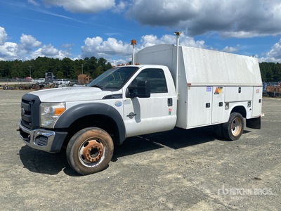2013 Ford F-550 XL 4x2 Camión Utilitario