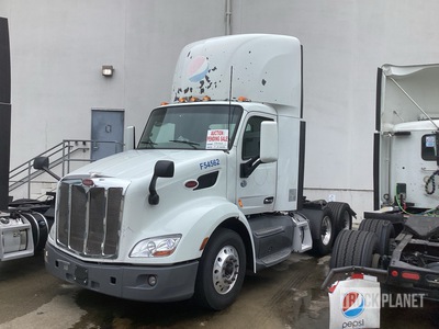 2018 Peterbilt M579 T/A Day Cab Truck Tractor