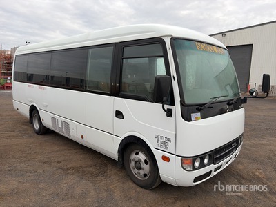 2013 Mitsubishi Fuso Rosa 4x2 21-Seat School Bus