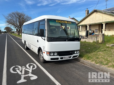 2013 Mitsubishi Fuso Rosa 4x2 22-Seat School Bus