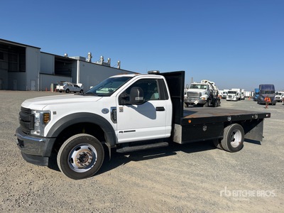 2019 Ford F-550 4x4 Flatbed Truck