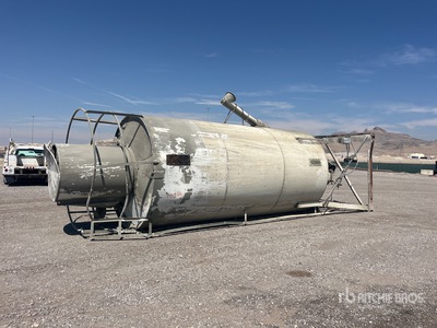 2002 CONCRETE TECH MT270 Cement Silo