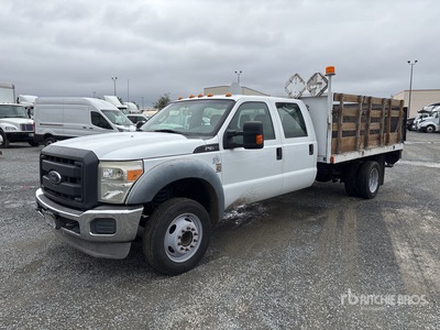 2012 Ford F-450 XL 4x2 Crew Cab Flatbed Truck