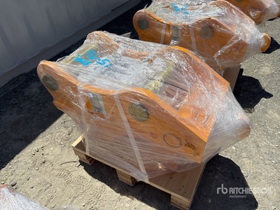 2025 SDCH SDCH-08 Excavator Coupler - Fits Cat 320 (Unused)