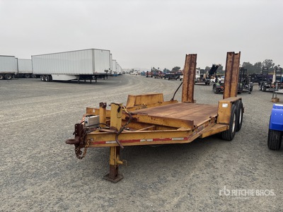 2002 Millerbilt 15 ft T/A Equipment Trailer