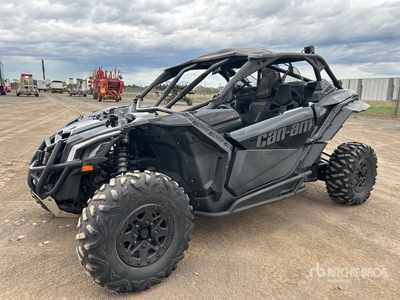2016 Can-Am Maverick 4x4 مركبة