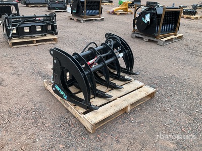 2025 Future MCLG60 Skid Steer Grapple (Unused)