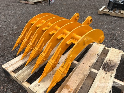 2025 Future 32 in Excavator Rake - Fits Cat 305 (Unused)