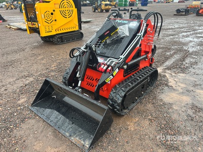 2025 Future FT380R Mini Compact Track Loader (Unused)