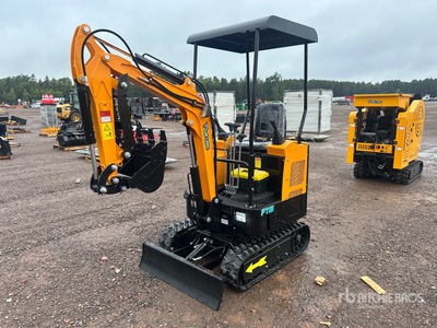 2025 Future FT15 Mini Excavator (Unused)