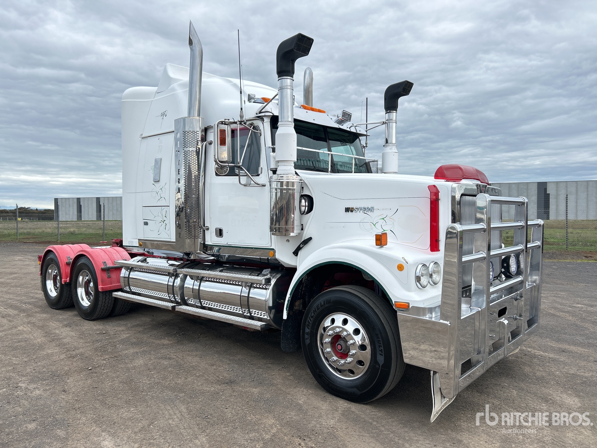 2007 Western Star 4900FX Stratosphere 6x4 T/A Slaapcabine Trekker