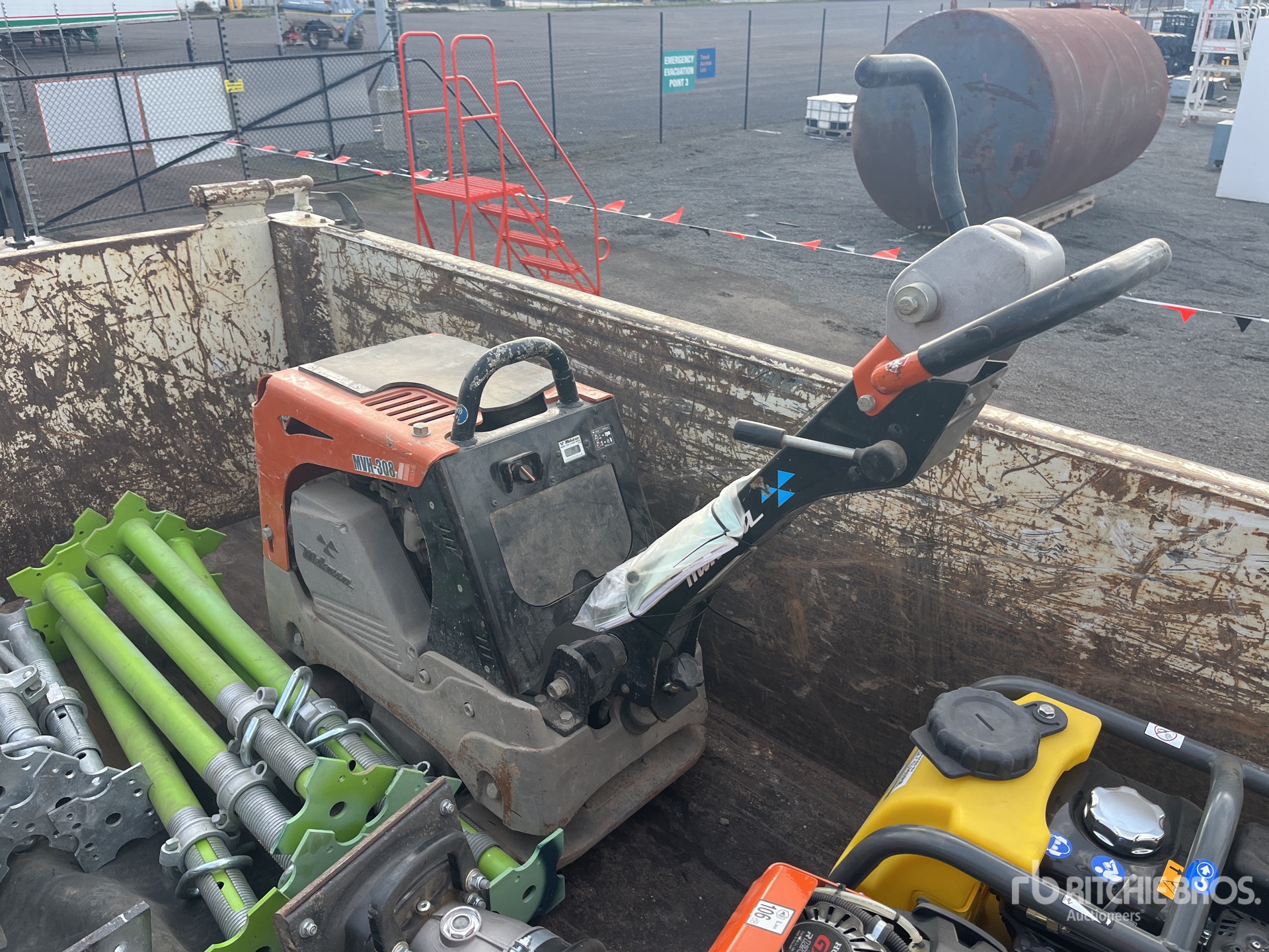 Mikasa MVH308 Vibratory Plate Compactor
