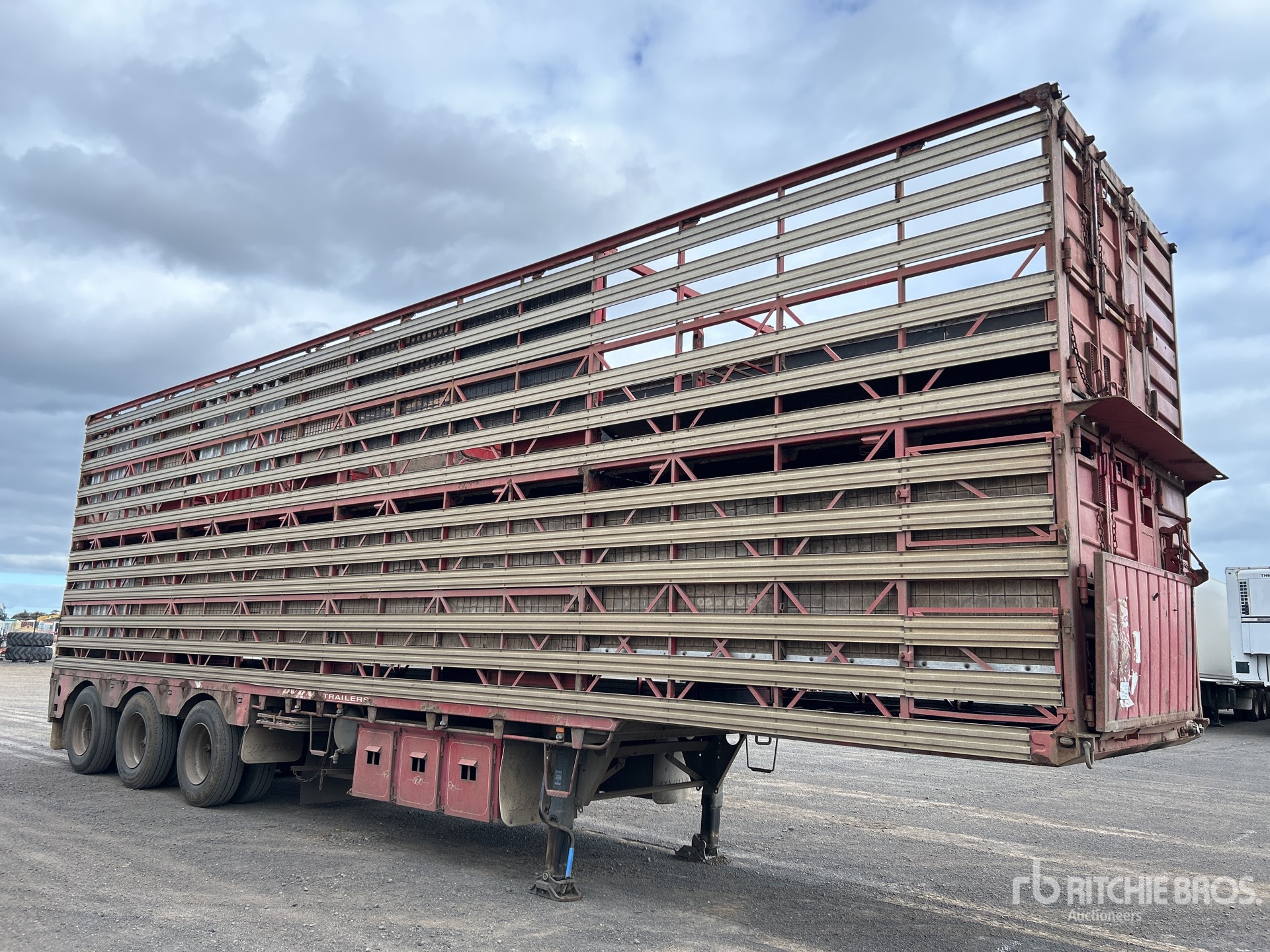 2007 Byrne 12.2 m Tri/A Remorque pour bétail