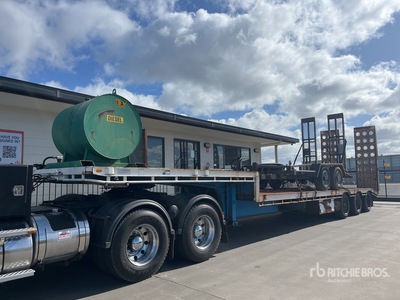 2007 JTB Tri/A Step Deck Trailer