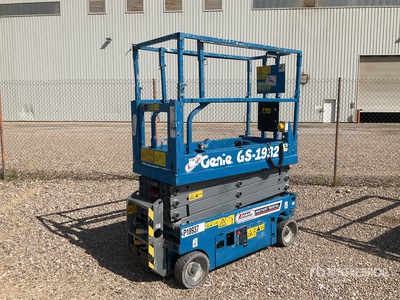 2019 Genie GS1932 Electric Scissor Lift (Inoperable)
