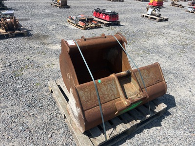 780 mm Digging Bucket, 1200 mm cleanup Schaufel
