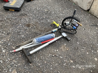 Quantity of Miscellaneous Tools Varios, herramientas manuales