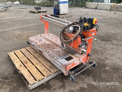 2013 CST100 Concrete Table Saw