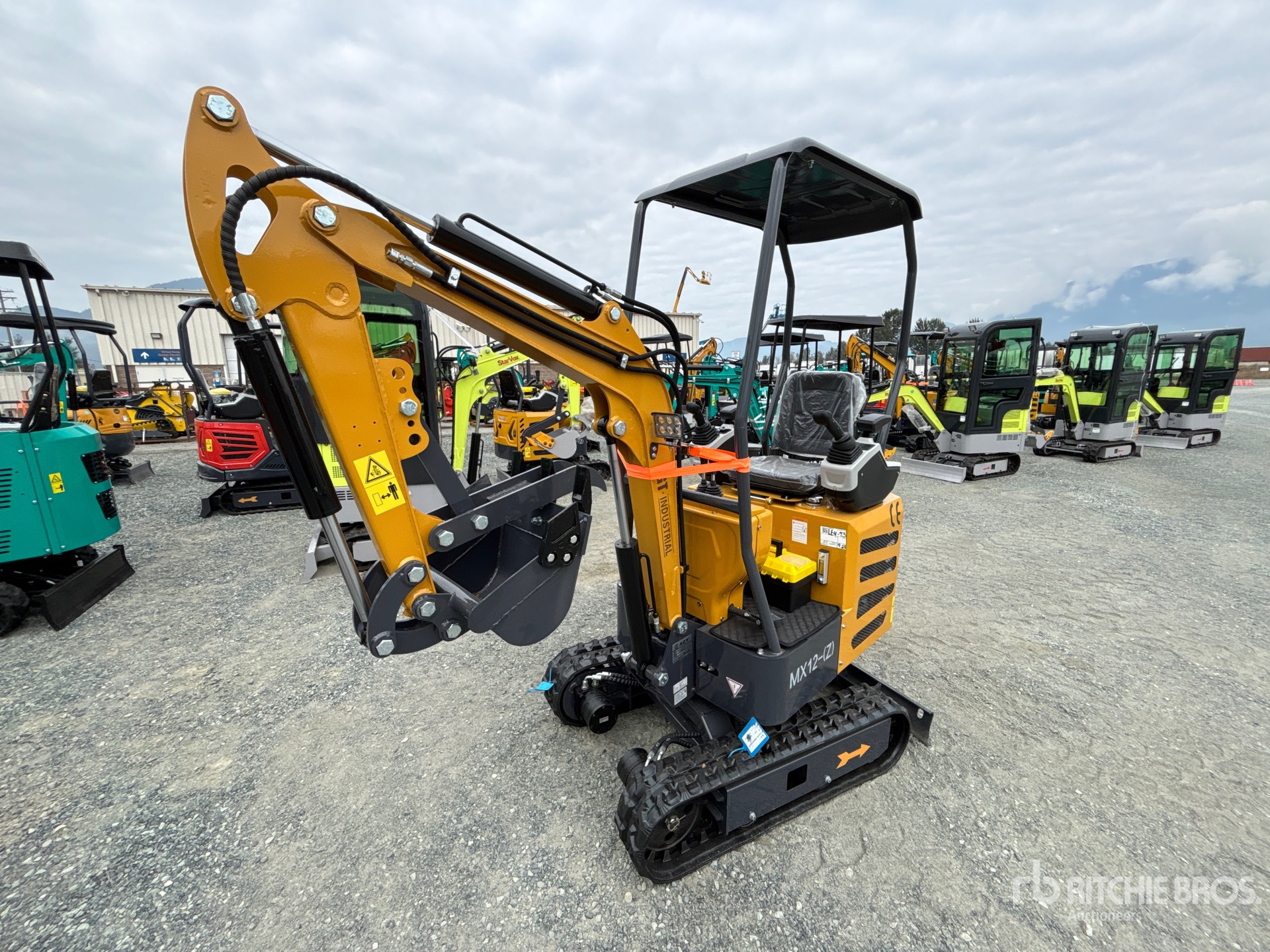 2025 AGT MX12-(Z) Mini Excavator (Unused)