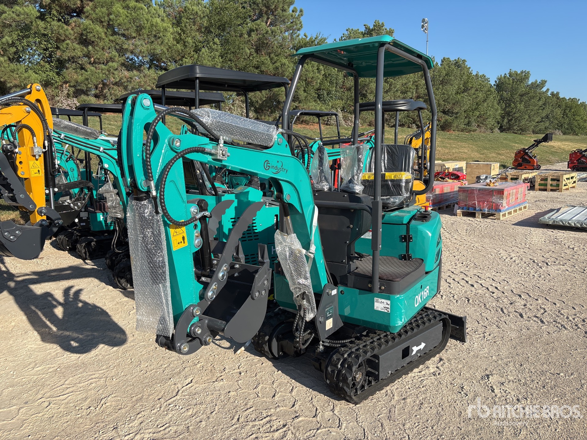 2025 CFG QK16R Mini Excavator (Unused)